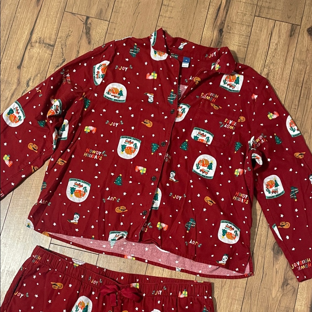 Old Navy Howdy Holiday Pajama Set